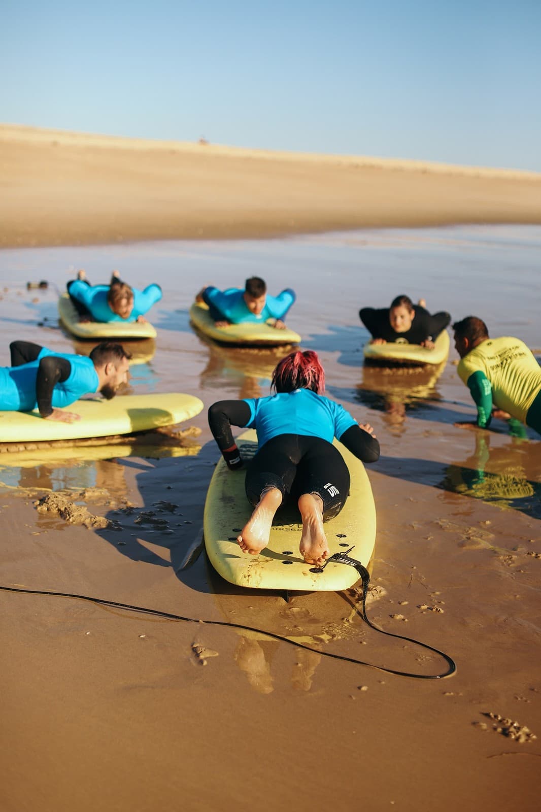 Amar Surfing Academia