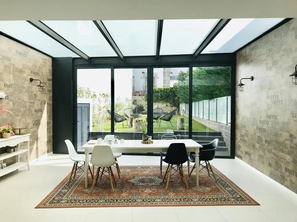 Autor Guest House