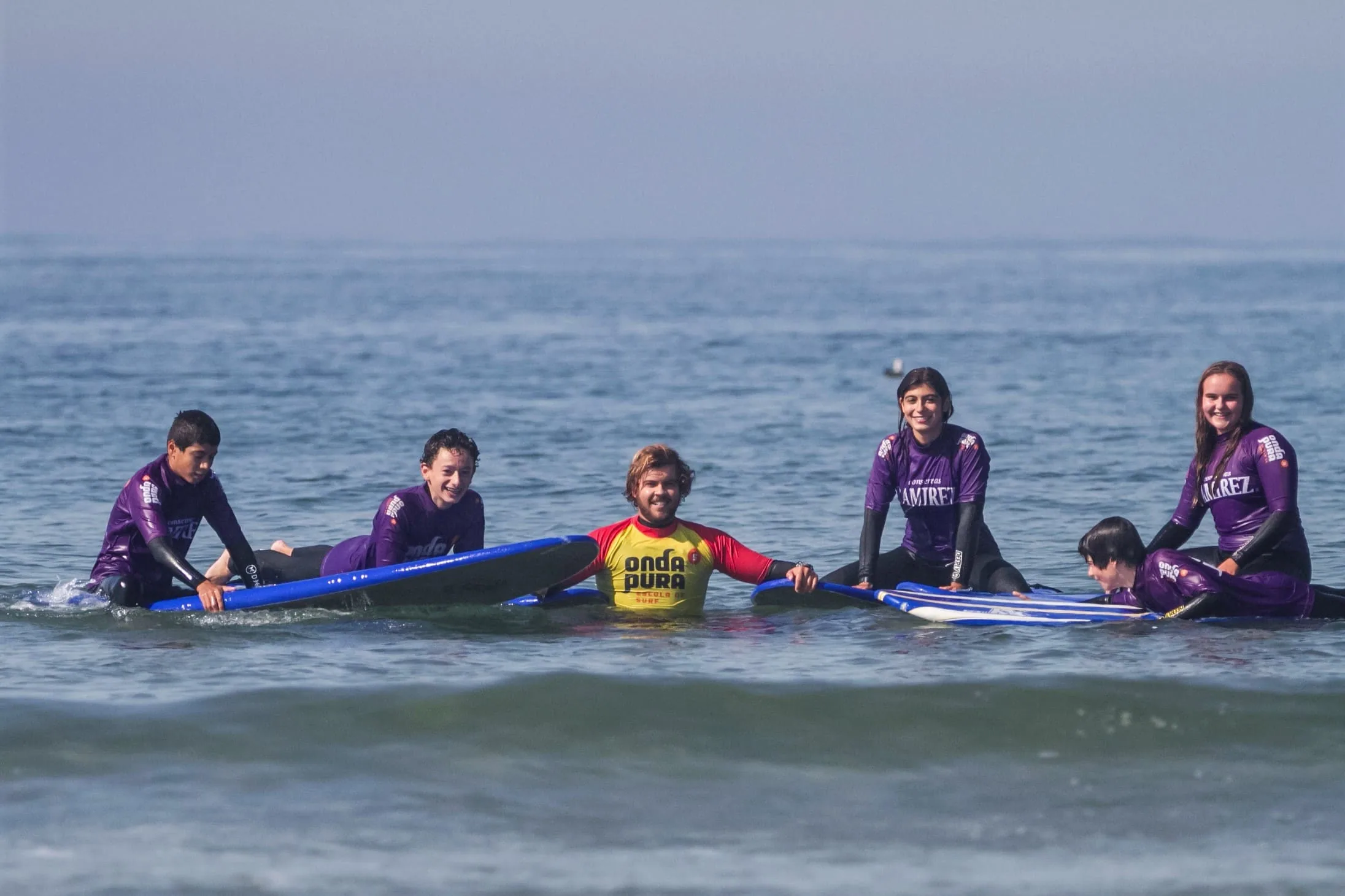 Vem viver dias inesquecíveis no Surf Camp Onda Pura! As reservas são de domingo a sábado – garante o teu lugar agora!