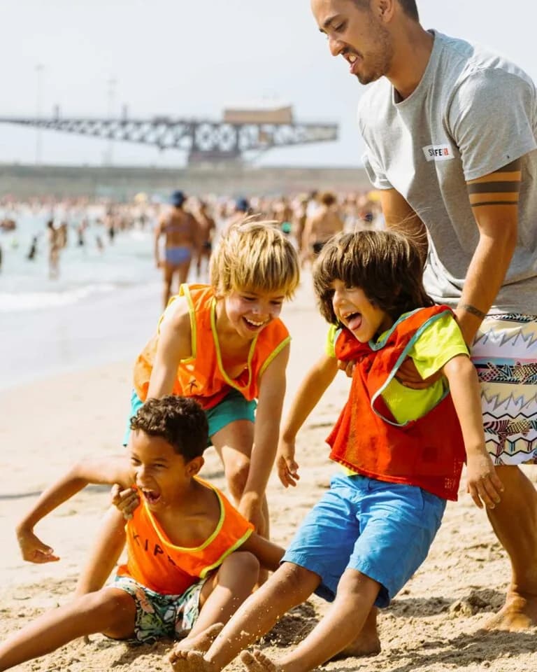 Surf Educa® - Um programa revolucionário que combina o surf e a educação