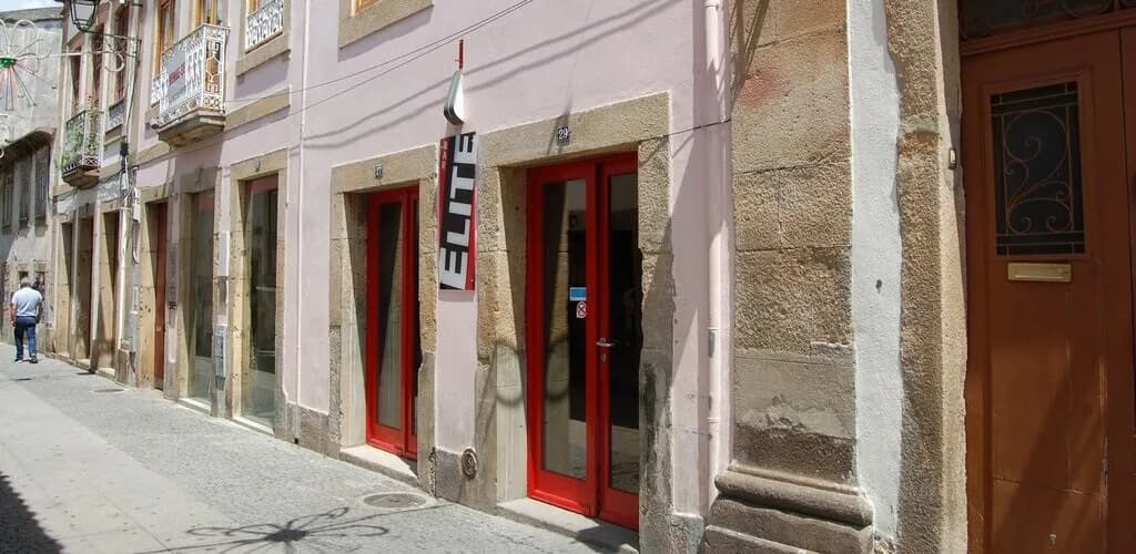 Elite Café-Café