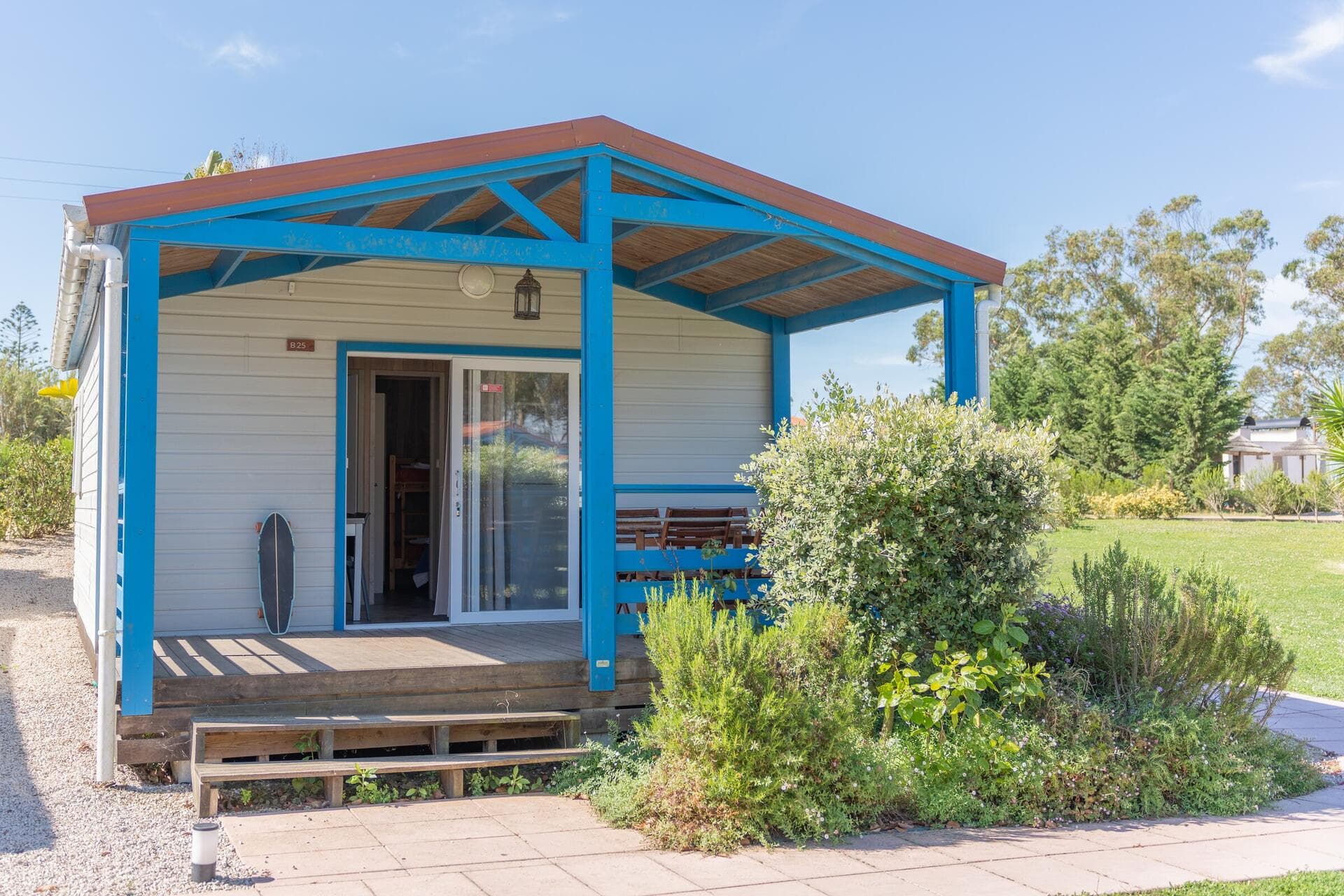 WILDNATURE Surf Camp