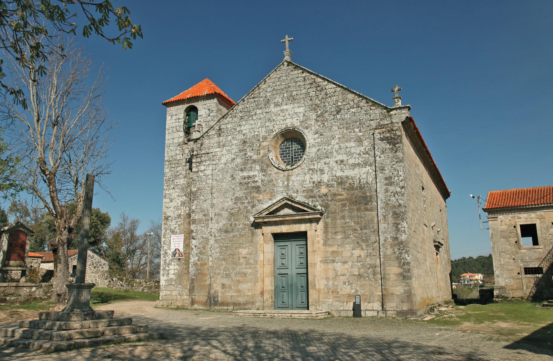 Igreja de Longos Vales