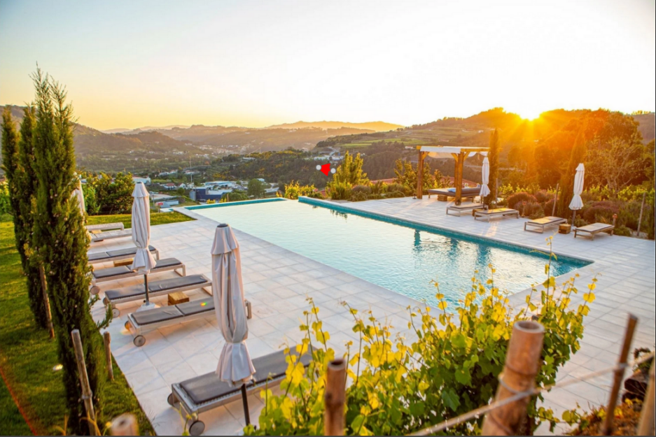 tinywow_Peso Village_48187637